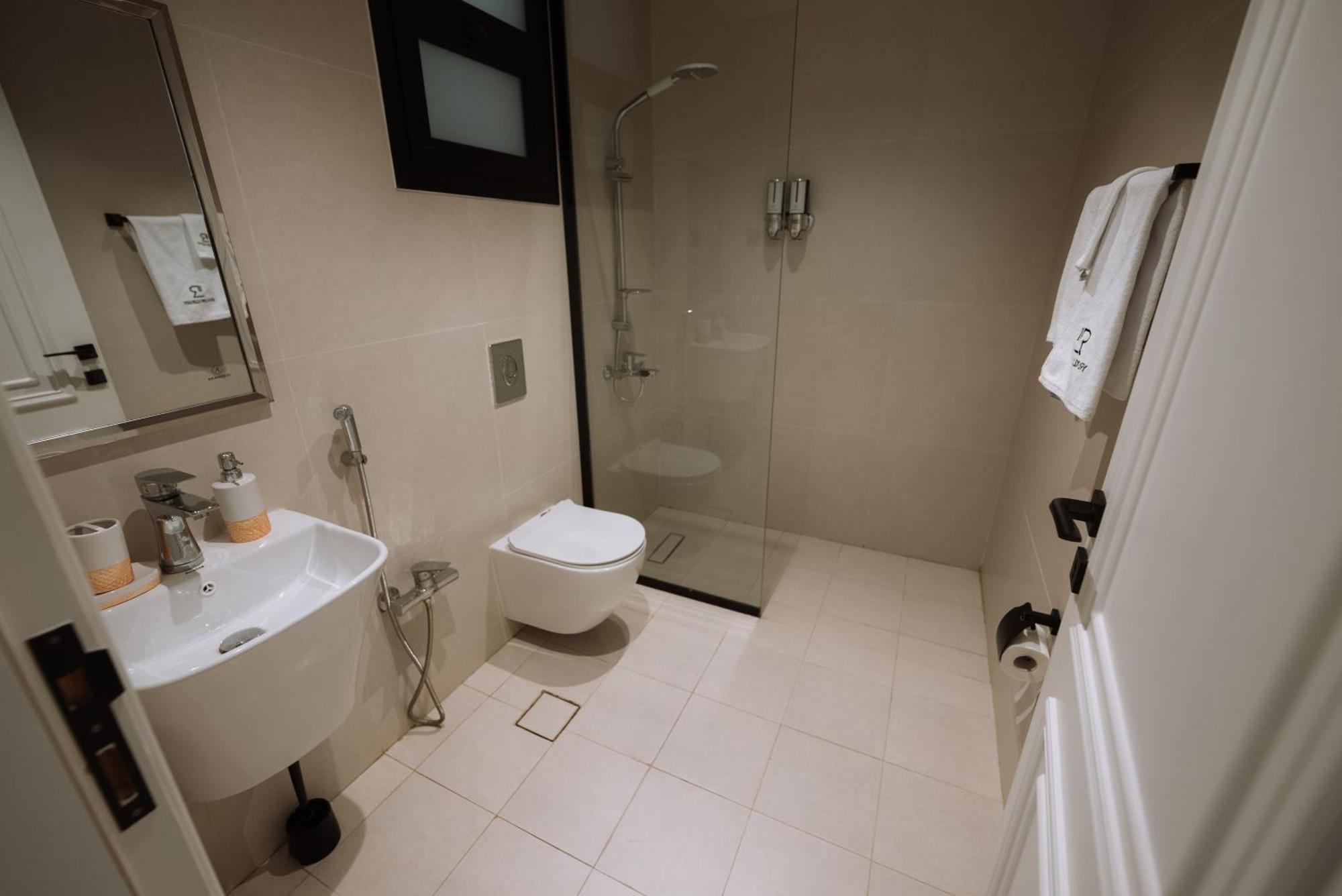 Apartment Luxury Al Yasmine 1 *